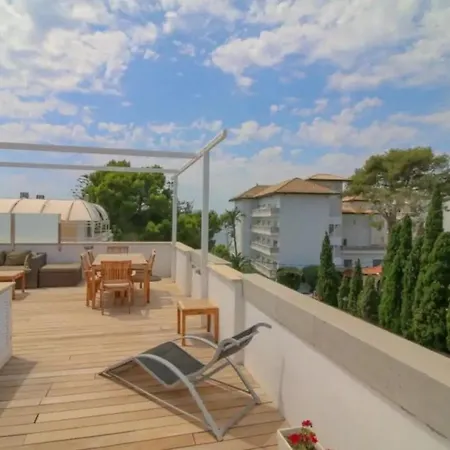 Bellesguard Penthouse Apartment Pollenca